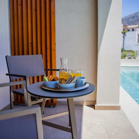 Sunset Boutique 4*